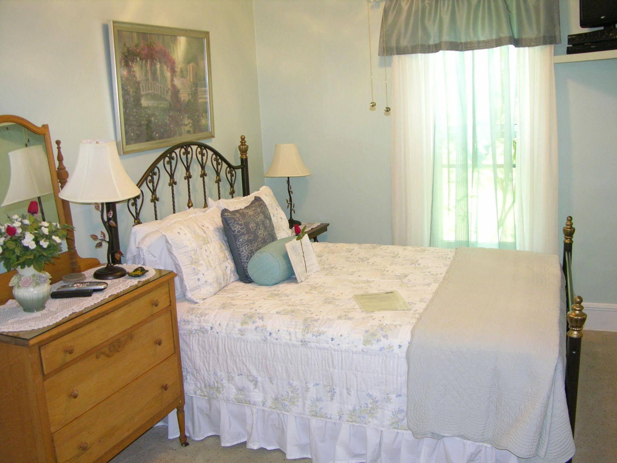 The Seymour House Bed & Breakfast South Haven Kültér fotó